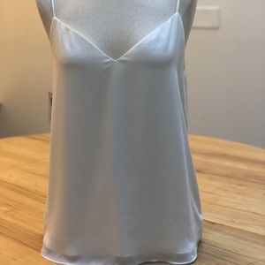 Aritizia - Babaton v-neck camisole, size small in white.